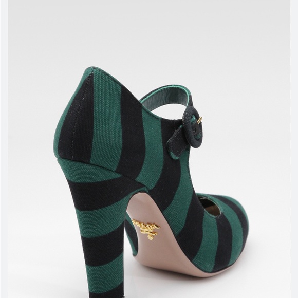 Prada Runway Maryjane Pumps 38.5 worn once - Picture 4 of 5